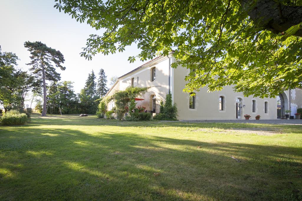 Le Gavachon Bed and Breakfast Leboulin Εξωτερικό φωτογραφία
