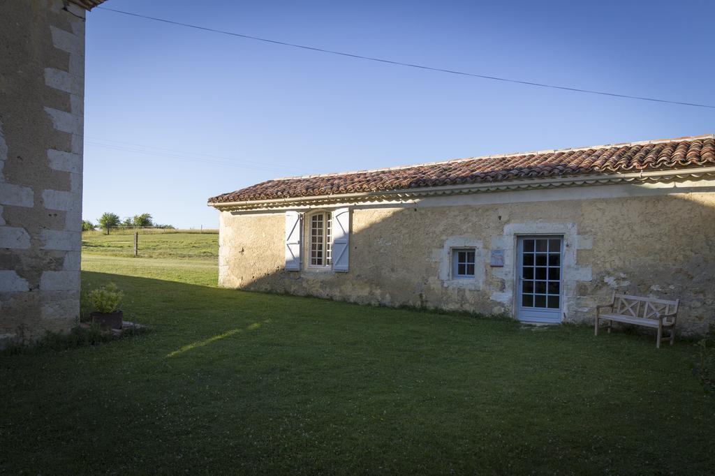 Le Gavachon Bed and Breakfast Leboulin Εξωτερικό φωτογραφία
